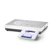 Comparator XPE1003KMC 